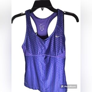 Women’s Nike DriFit tank top in colors purple and black. Size small with bra